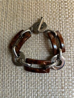 Vintage Carolee Silver Plated Wood Grain Lucite Bracelet